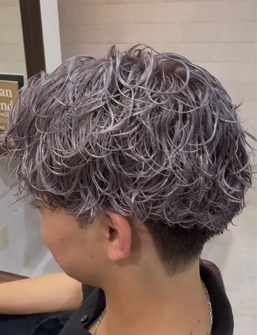 カラー メンズ 大田黒 零生のヘアスタイル