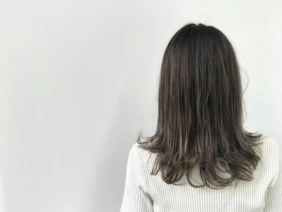 セミロング カラー カット ヘアカラー トリートメント ヘッドスパ ⭐️当日OK⭐️ 岩田峻のヘアスタイル