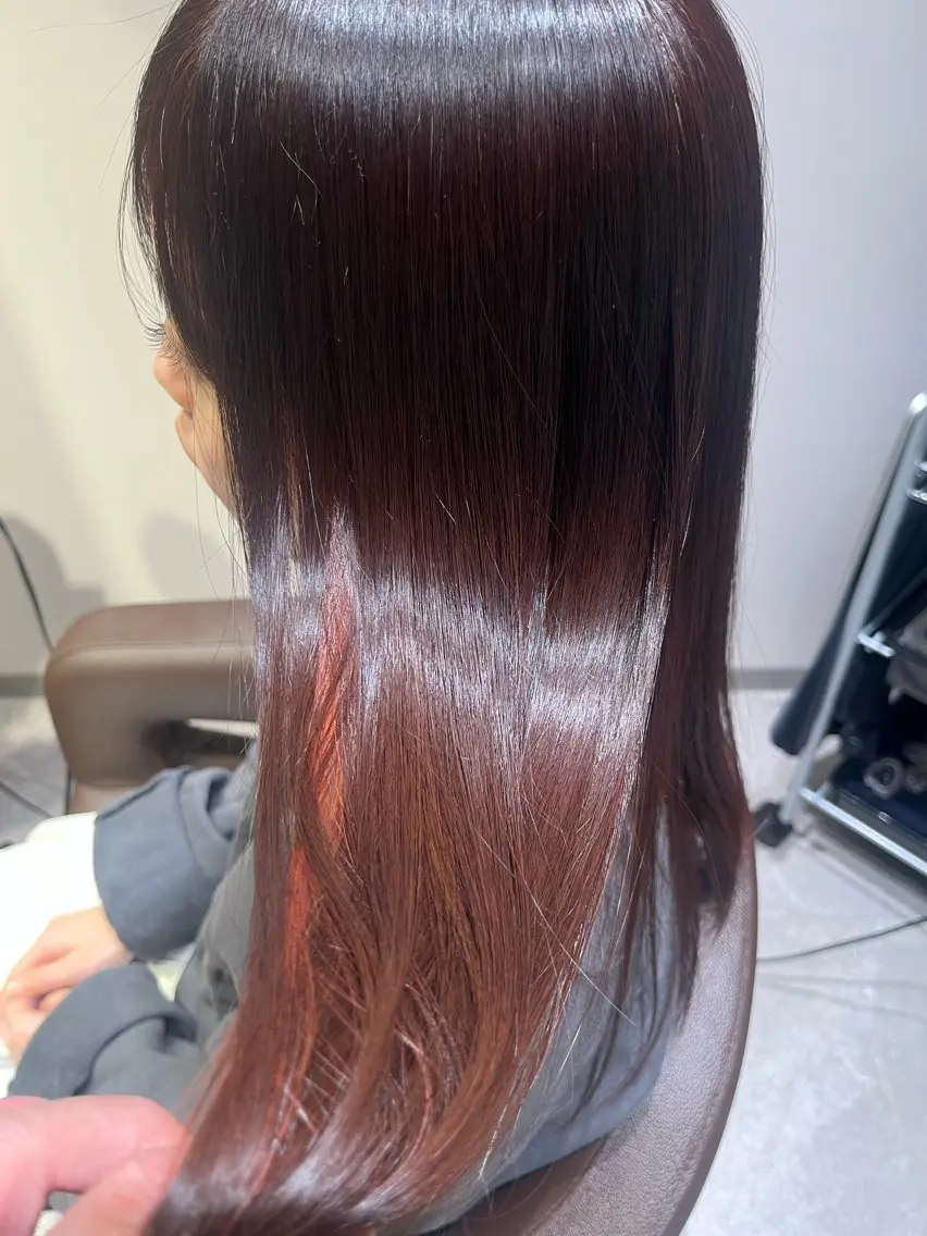 ロング ヘアカラー 伊藤 俊平のヘアスタイル