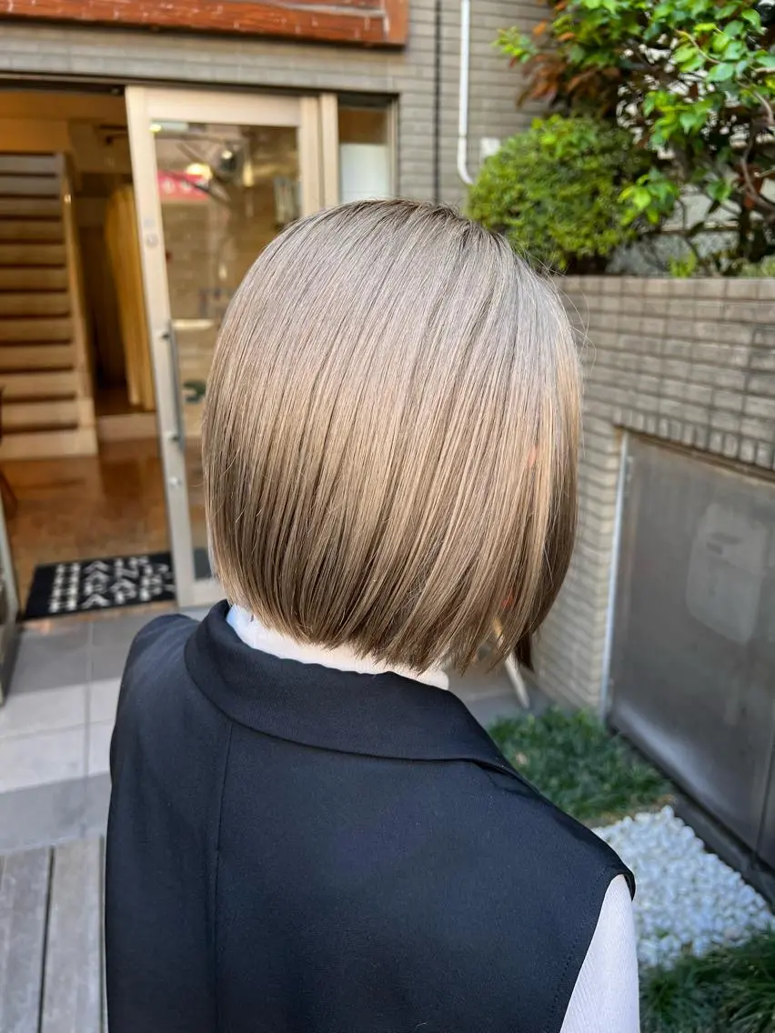 リタッチブリーチ(ケアブリーチ)➕艶髪カラー&高級トリートメント✨の写真