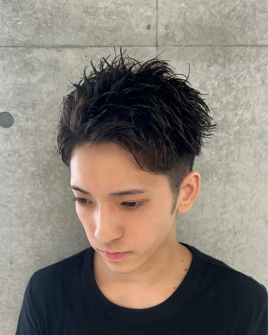 メンズ スパイキーショート 刈り上げ カット ❤️🔥Ai/メン ズカット❤️🔥のヘアスタイル