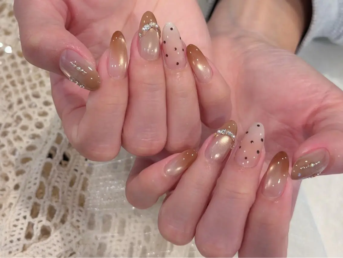 ネイル アートネイル オーロラネイル チークネイル フレンチネイル ガラスフレンチ ハンドネイル 🎀🎀YooLi Nail Salonのネイルデザイン
