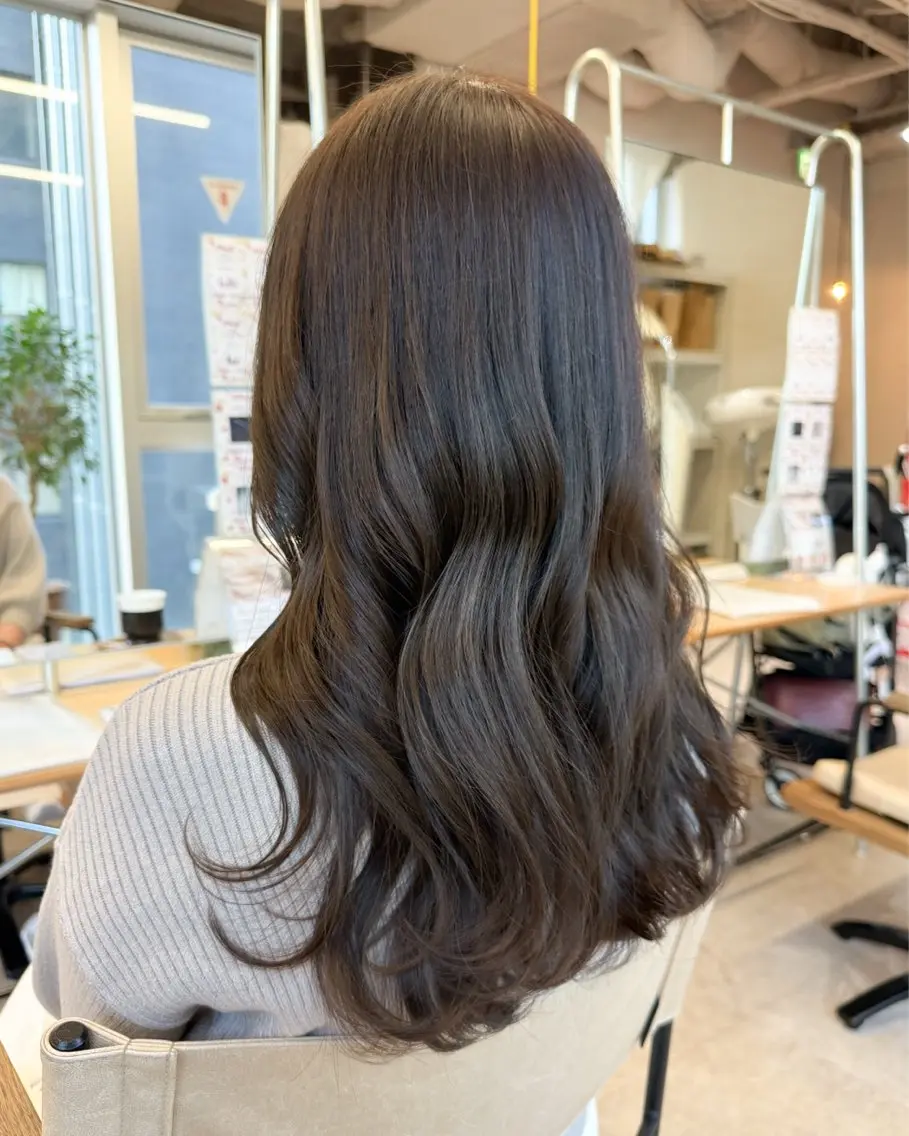 ロング カラー 透明感カラー イルミナカラー ヘアカラー トリートメント 透明感カラー ブリーチ/ 大村勇人のヘアスタイル