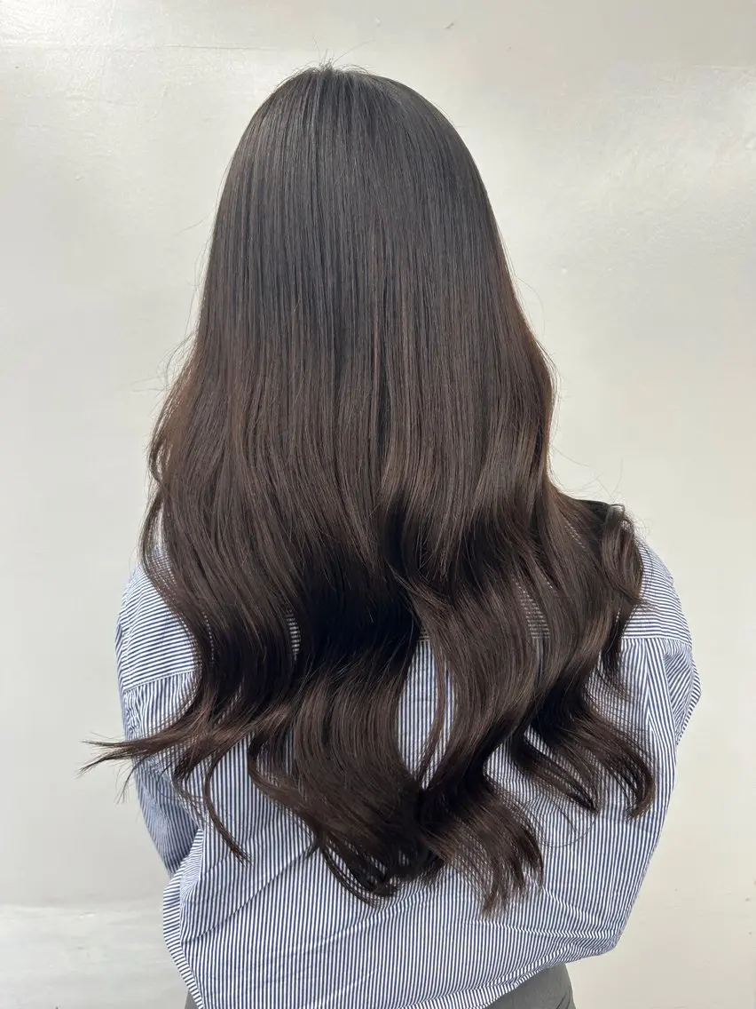 ロング カラー シールエクステ バレイヤージュ ハイライトカラー エクステ ハイライト カット ヘアカラー トリートメント エクステ レイヤー/エクステ alpha下妻のヘアスタイル