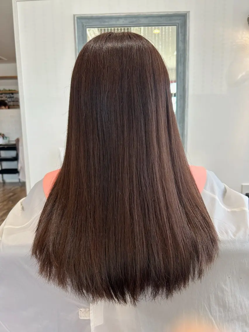 ロング 高木 瑶子のヘアスタイル