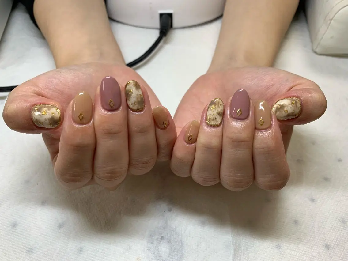 ネイル LULU LIMAのネイルデザイン