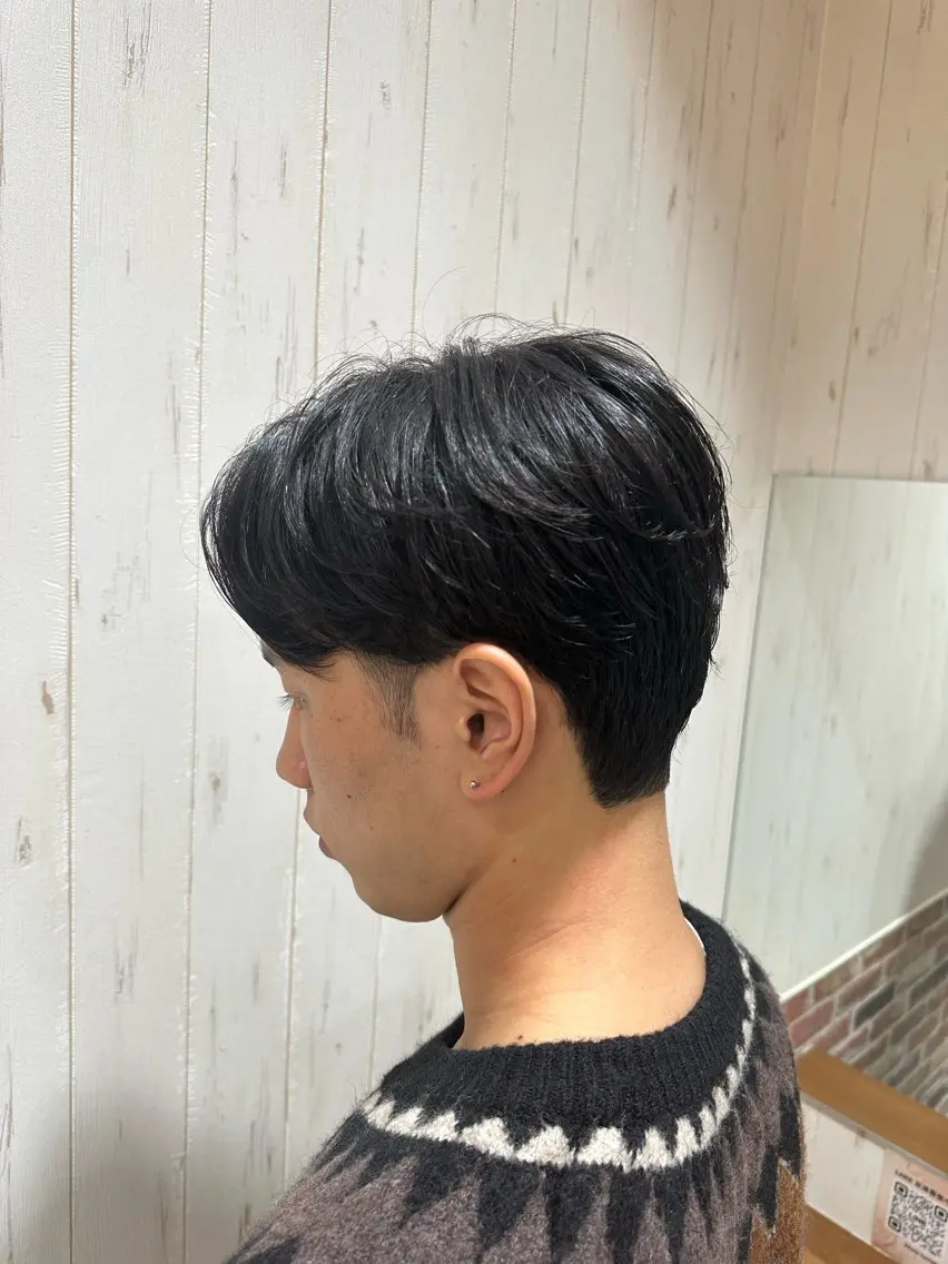 ショート メンズ メンズブリーチ ダウンパーマ メンズハイライト メンズインナーカラー メンズ韓国風 中嶋 紘夢のヘアスタイル