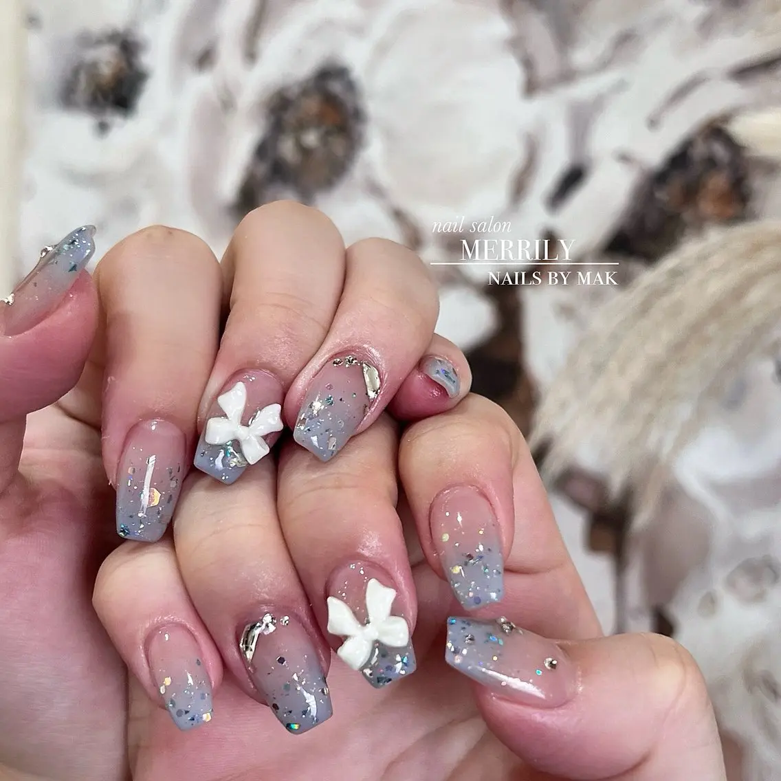 ネイル ガーリー キラキラネイル ハンドネイル salon de Cheliのネイルデザイン