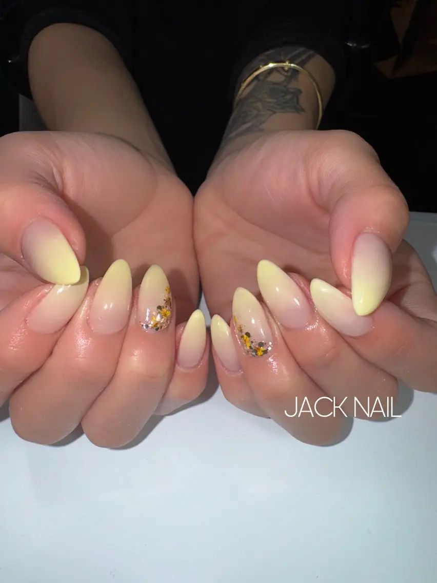 ネイル グラデーション ハンドネイル JACK NAIL 💜Ayakaのネイルデザイン