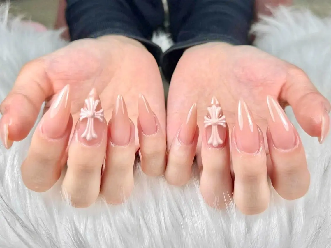 ネイル アートネイル ボルドー フレンチネイル ジェルネイル 氷ネイル・うるうるネイル ハンドネイル Julie NailSalonのネイルデザイン