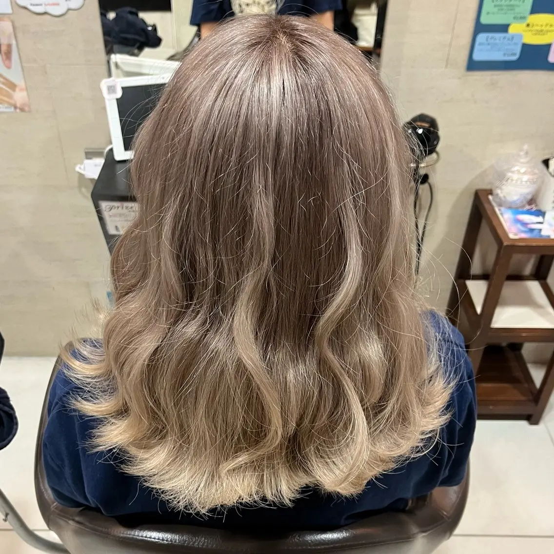 セミロング カラー ベージュカラー ミルクティーベージュ 🫧ハイトーン/ ペールカラー🕊♡雛のヘアスタイル