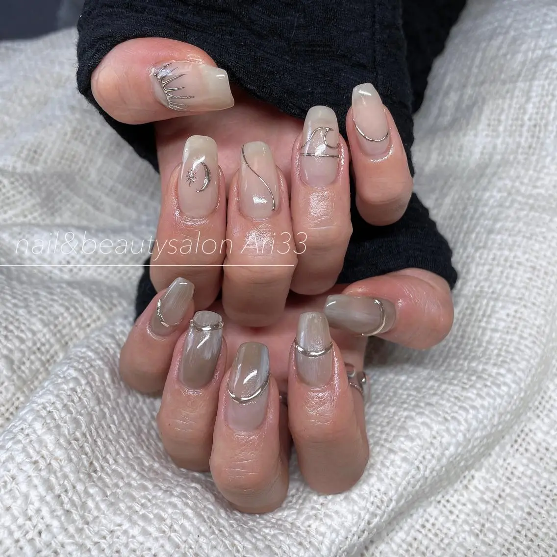 ネイル アートネイル ミラーネイル ニュアンスネイル ハンドネイル プライベートサロン Ari33nailのネイルデザイン