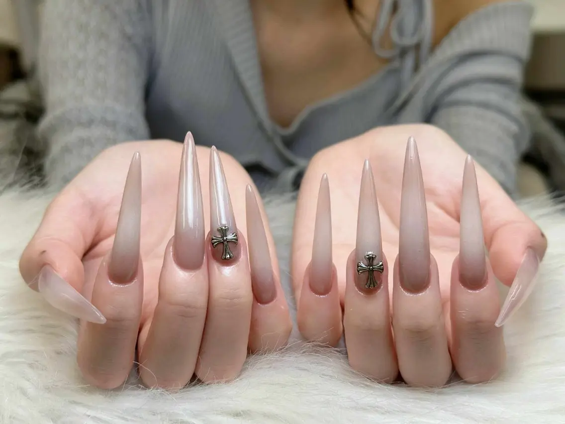 ネイル アートネイル 成人式 ジェルネイル ニュアンスネイル 夏ネイル ハンドネイル Jenn Nail Salonのネイルデザイン
