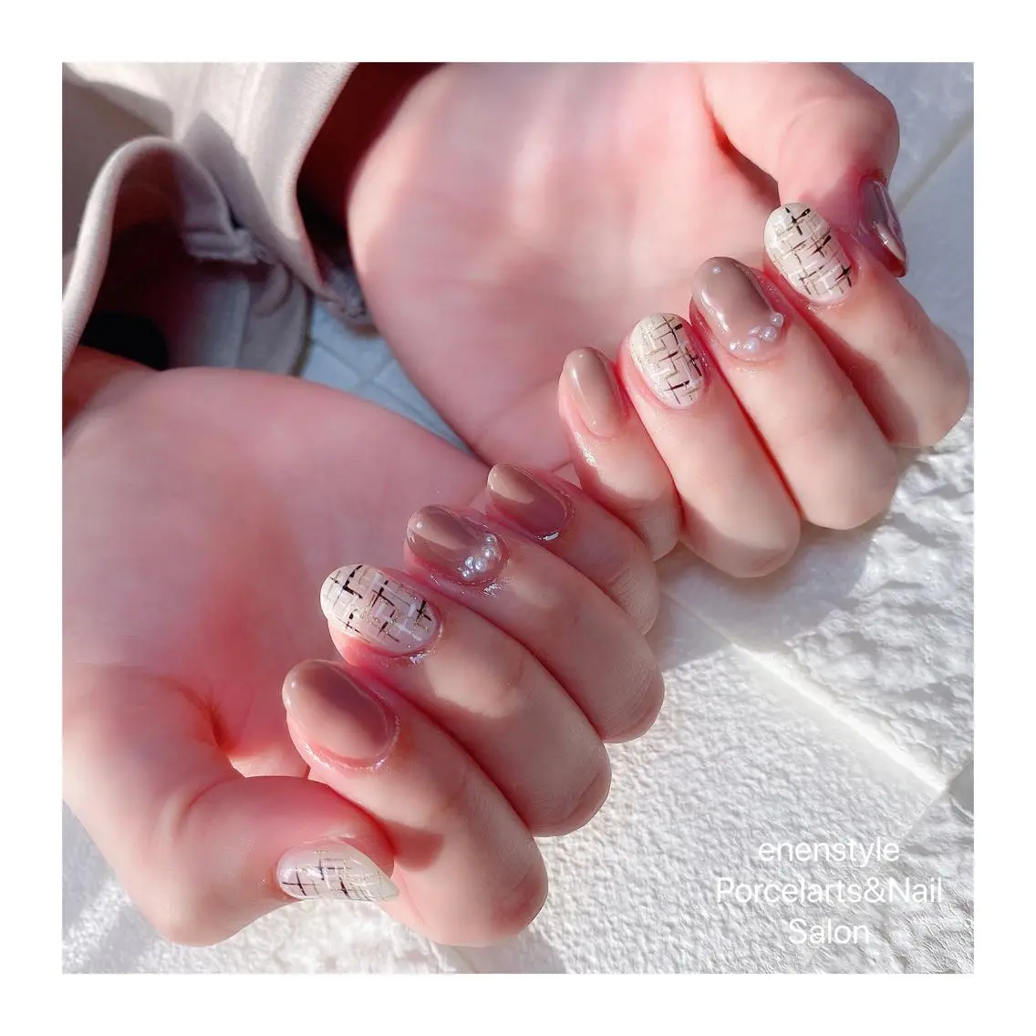ミディアム ネイル ハンドネイル 🐾enen style 🐾のネイルデザイン