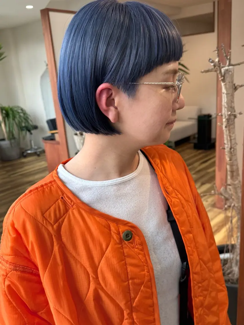 ショート カラー ブルーカラー ボブ ワイドバング カット ヘアカラー トリートメント 田室 和幸のヘアスタイル
