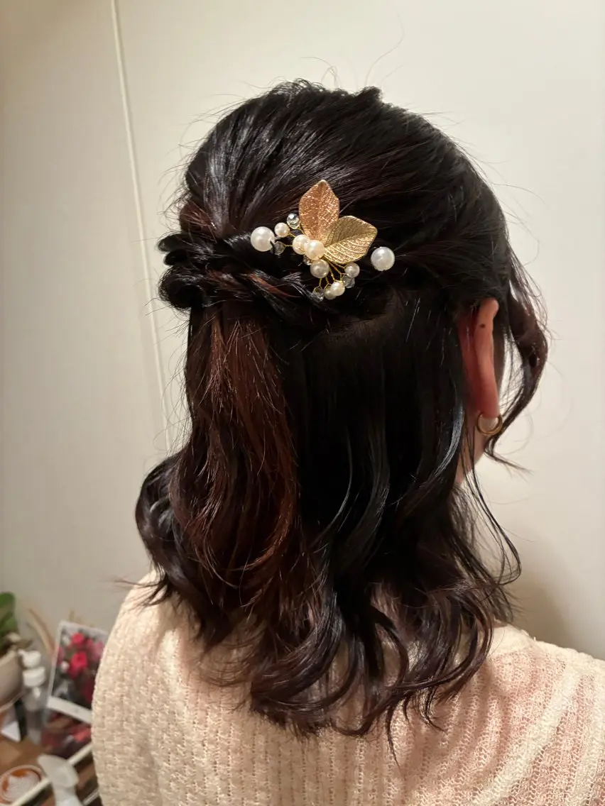 セミロング T Ayaのヘアスタイル