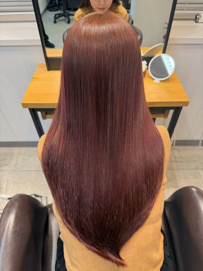 ロング カラー ブリーチ ブリーチなしカラー レッドカラー 神山 咲彩香のヘアスタイル