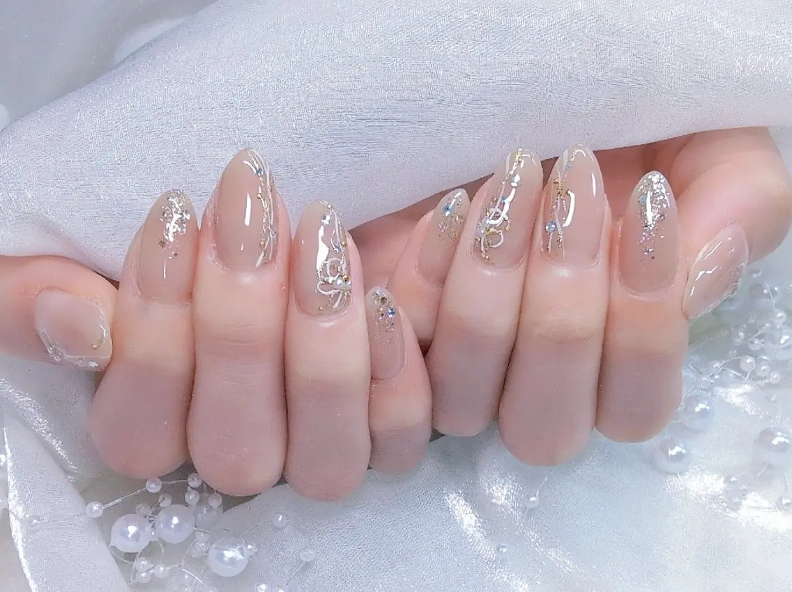 ネイル チークネイル 成人式 長さ出し フラッシュネイル フレンチネイル Chouette Nailのネイルデザイン