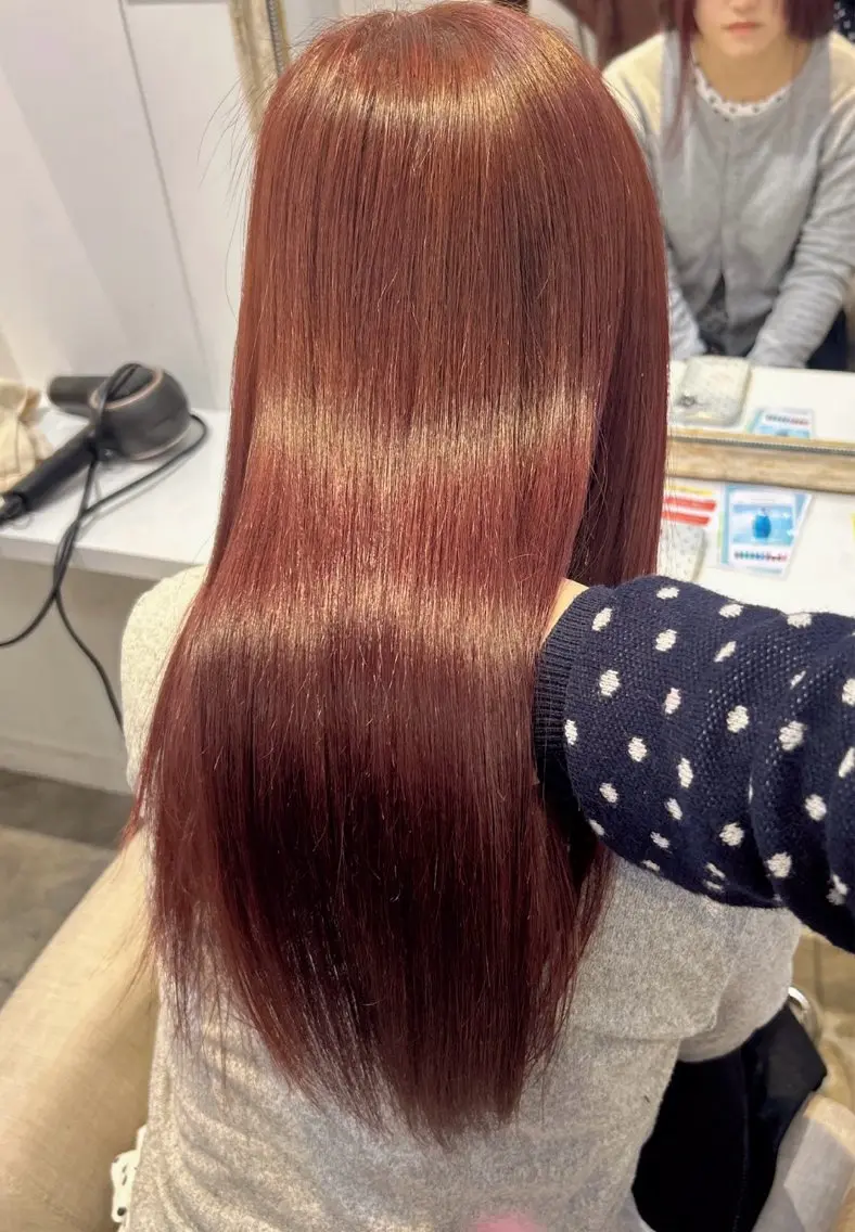 ロング ヘアカラー 西山 るいのヘアスタイル