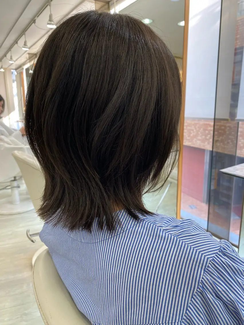 ミディアム ボブレイヤー ボブ レイヤーカット ウルフカット 鬼澤 なお子のヘアスタイル