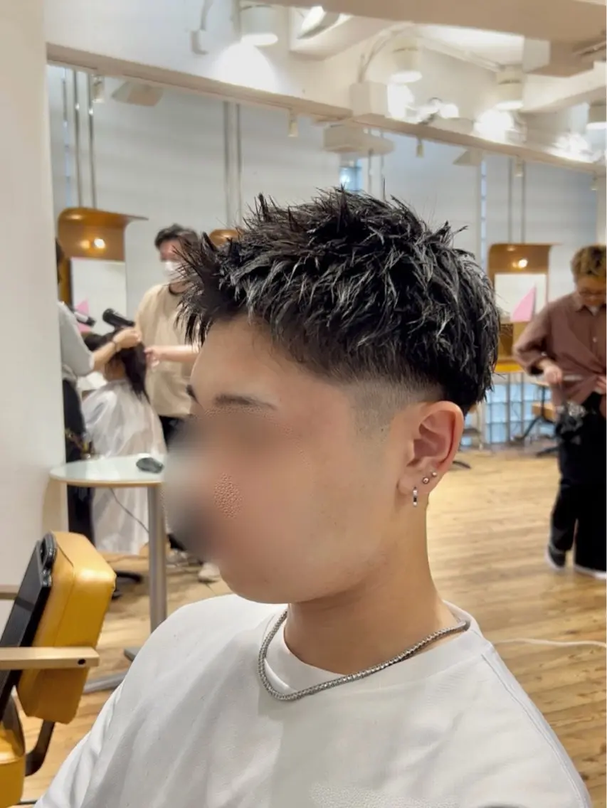 ショート メンズ フェードカット スパイキーショート ショートヘア カット Koki/ メンズヘア特化のヘアスタイル