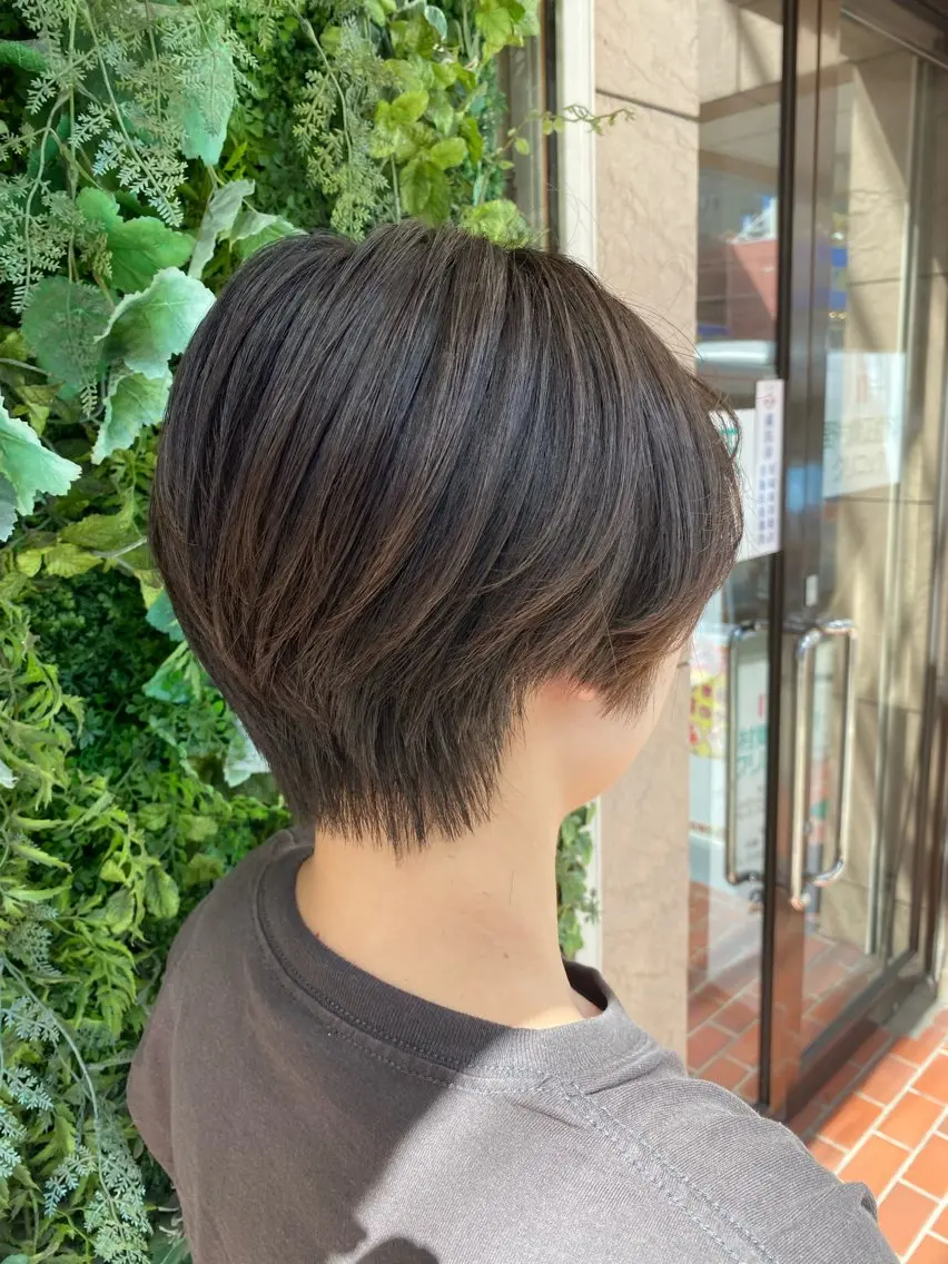 ショート カット 透明感カラー/韓国 ヘア🩶yuri🩵のヘアスタイル