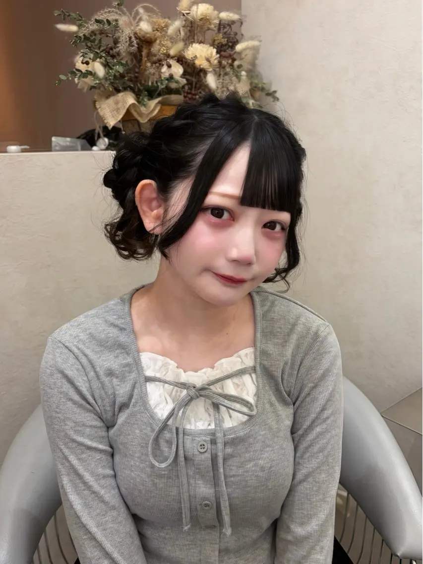ヘアアレンジ ヘアセット Rio🎀ブリーチ なし透明感♡顔周り♡のヘアスタイル