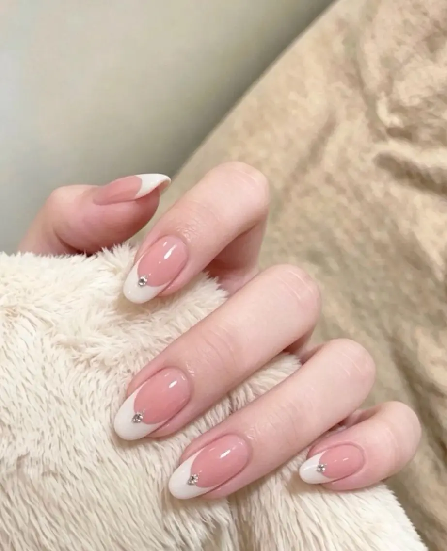 ネイル フレンチネイル YumiNail 長さだし&ハンドケアのネイルデザイン