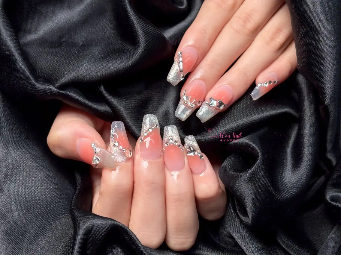 ネイル 桜ネイル 長さ出し フラワーネイル フレンチネイル ジェルネイル ハンドネイル ACon NailSalonのネイルデザイン