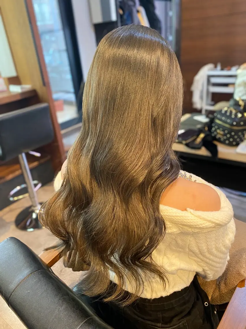 ロング カラー グレージュ オリーブグレージュ オリーブグレー 韓国風ヘア IRIE⚡️メンズ/ パーマ⚡️北川聖也のヘアスタイル