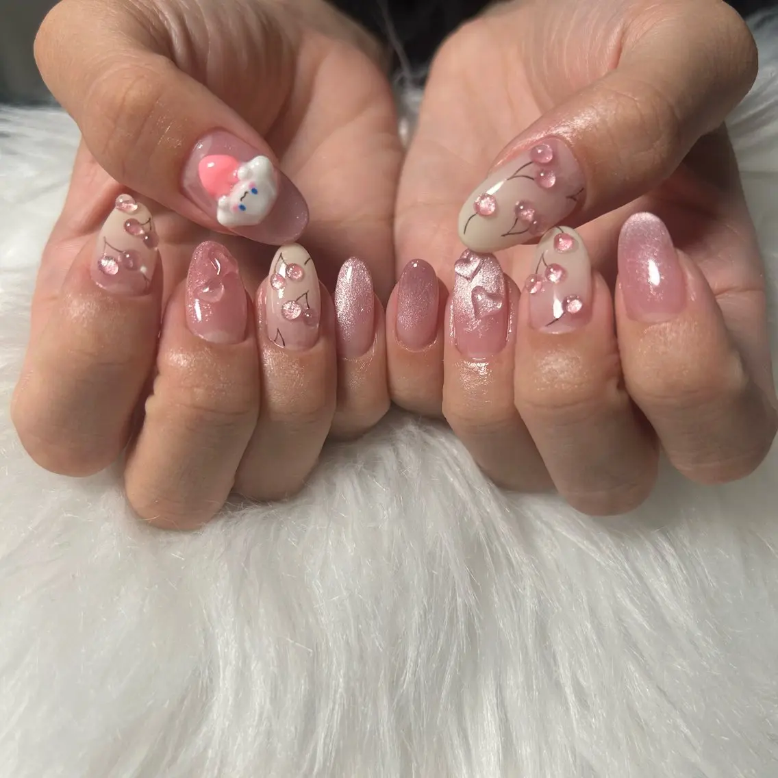 ネイル マグネットネイル ハンドネイル haac nailsのネイルデザイン