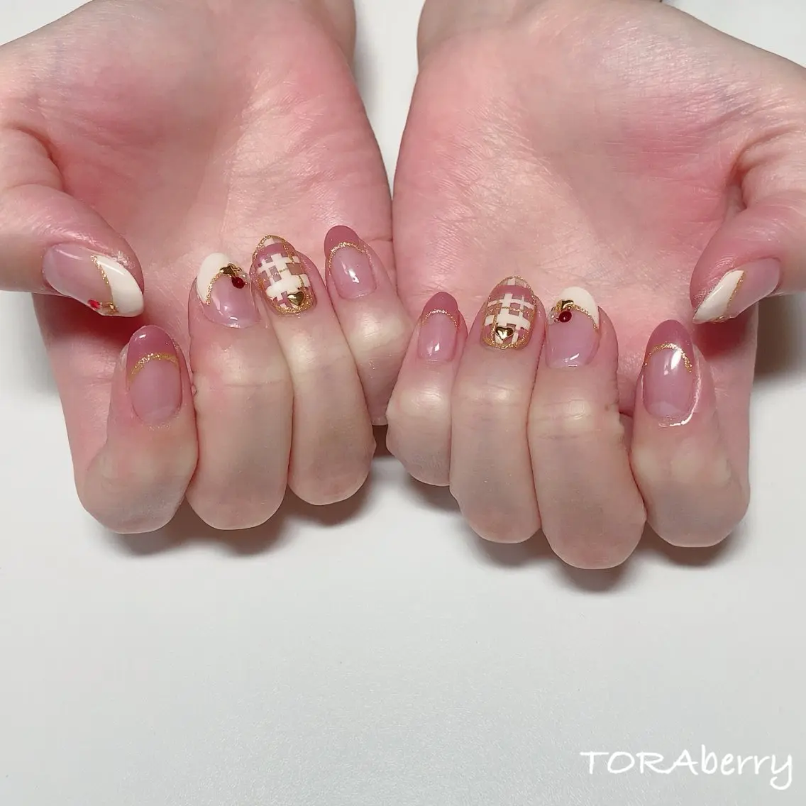 ネイル ハンドネイル ネイリスト なつみのネイルデザイン