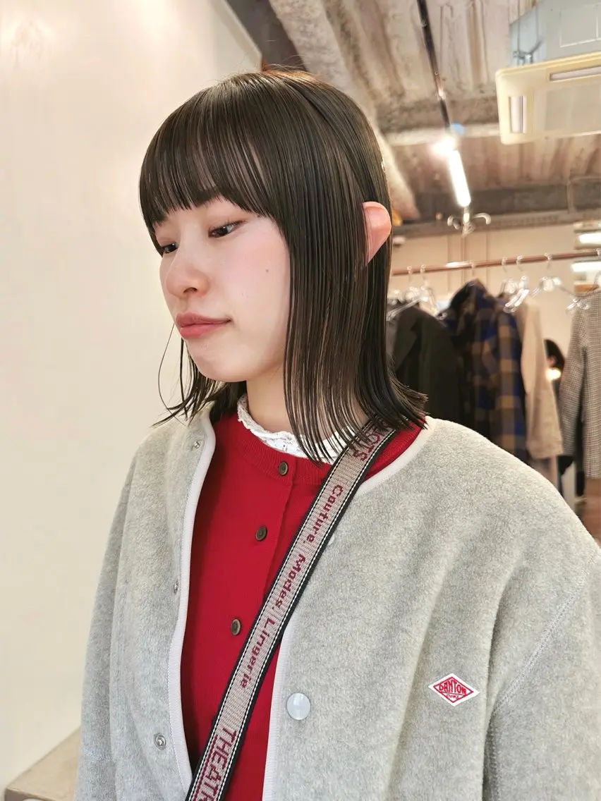 ミディアム カラー オリーブカラー ヘアカラー 金子 詞音のヘアスタイル