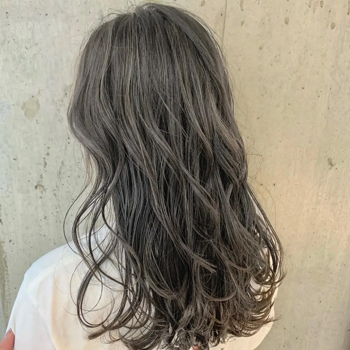 ミディアム くびれヘア ウルフカット Lino by hoNuaのヘアスタイル