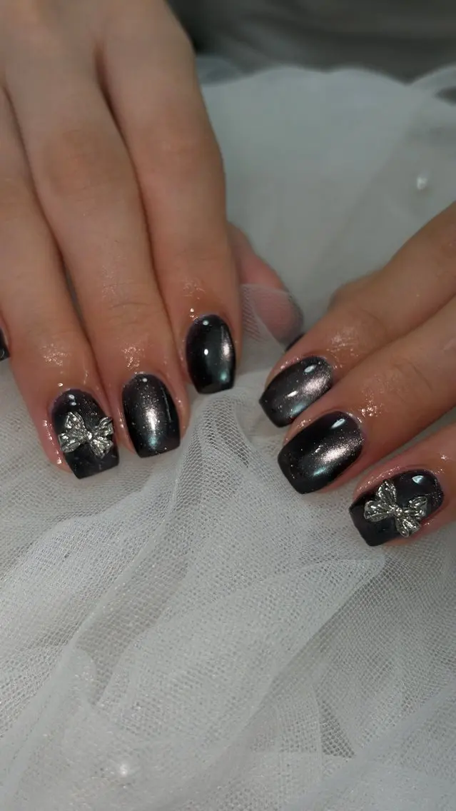 ネイル キラキラネイル 韓国ネイル ニュアンスネイル シンプルネイル ワンホンネイル ハンドネイル Hani nailのネイルデザイン
