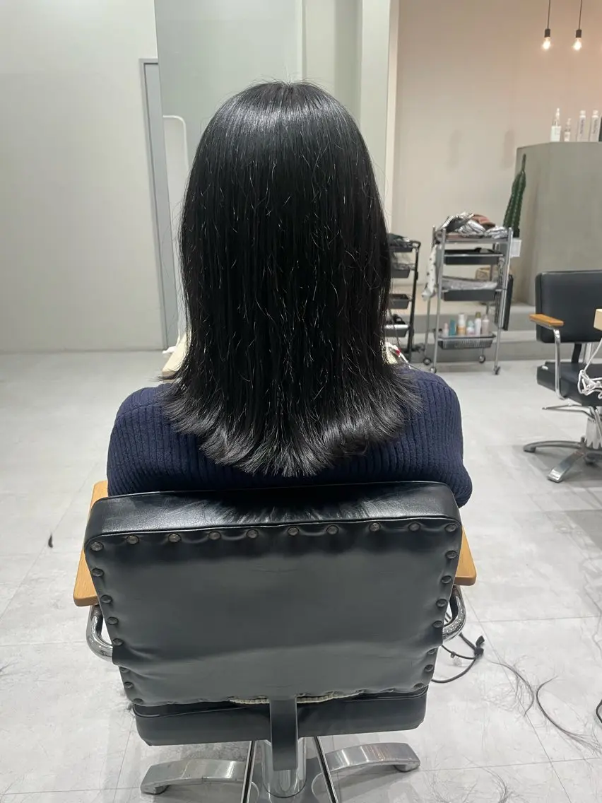 ミディアム 井上 なぎとのヘアスタイル