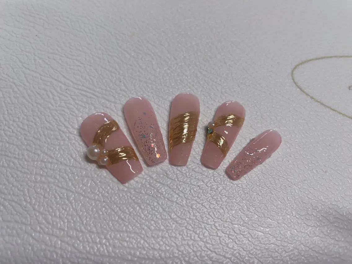 ネイル ミラーネイル ピンク リボン 夏ネイル エン Nail salonのネイルデザイン