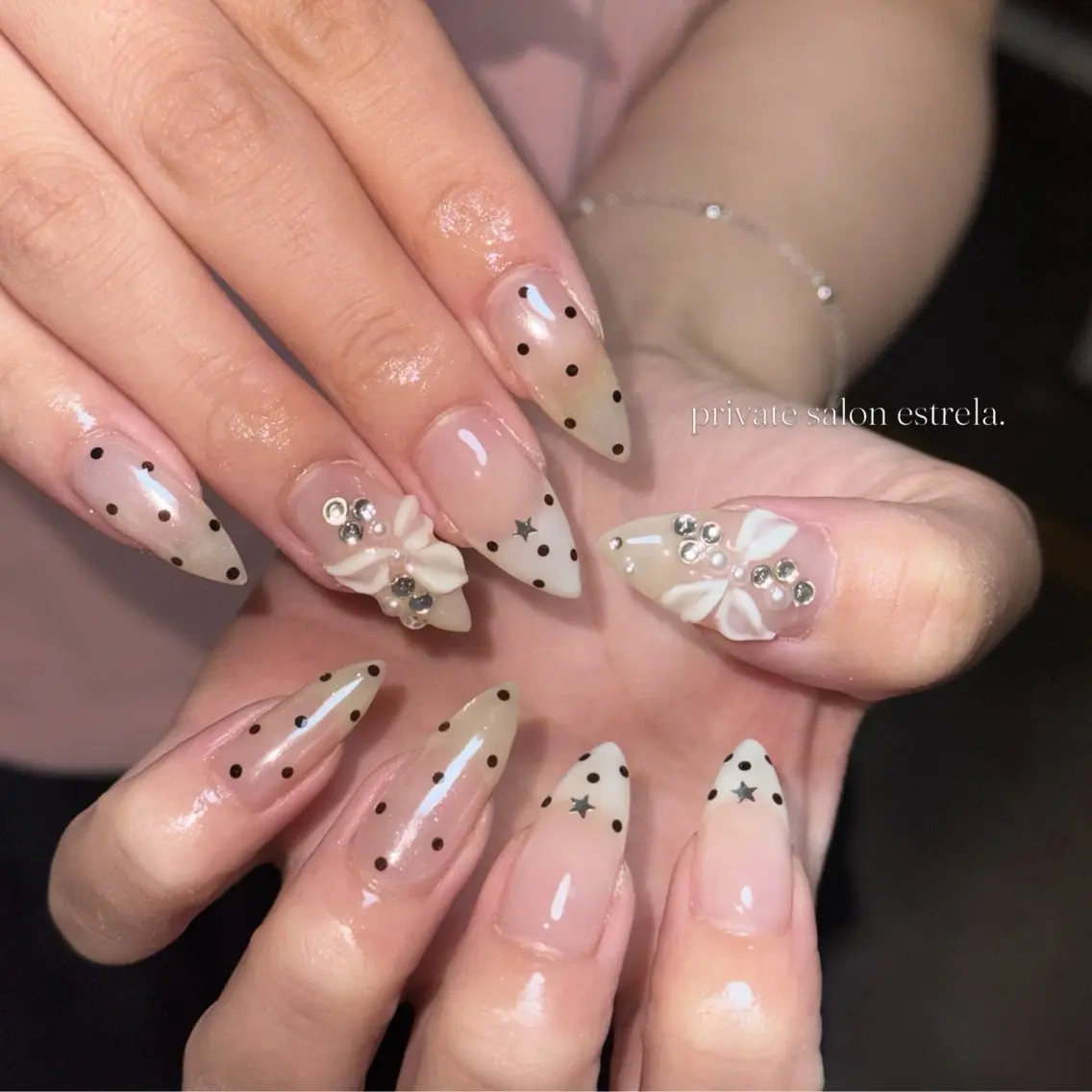 ネイル ハンドネイル estrela 🍑のネイルデザイン