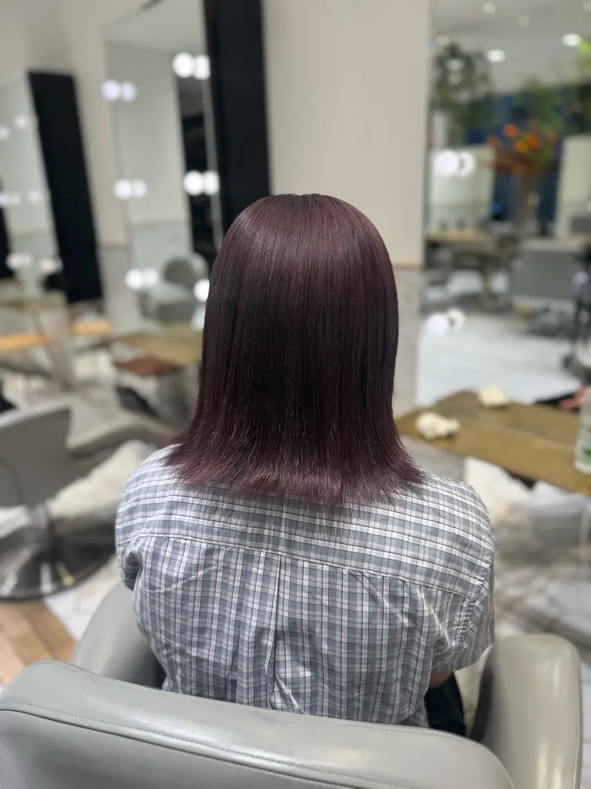 ミディアム カラー ベージュカラー ラベンダーカラー ラベンダーベージュ costes 今井芽依のヘアスタイル