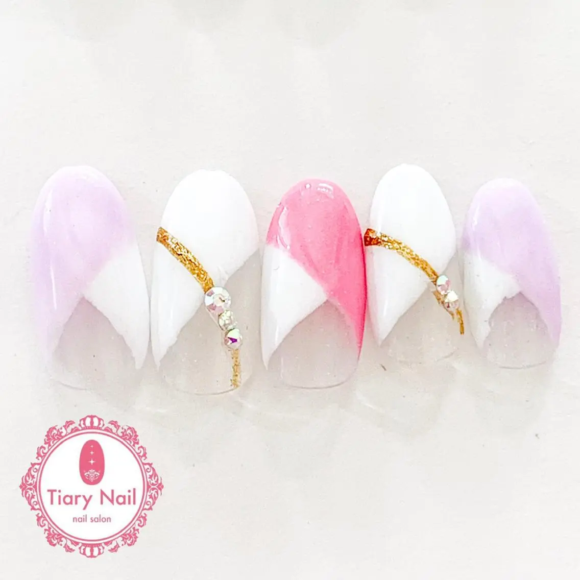 ネイル tiarynail K K🐼のネイルデザイン