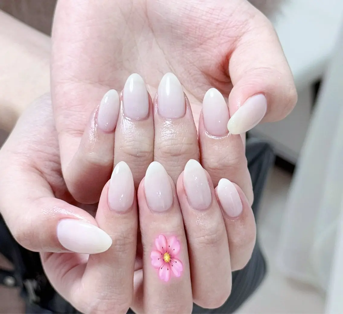 ネイル アートネイル オーロラネイル チークネイル フレンチネイル ガラスフレンチ ハンドネイル 🎀🎀YooLi Nail Salonのネイルデザイン