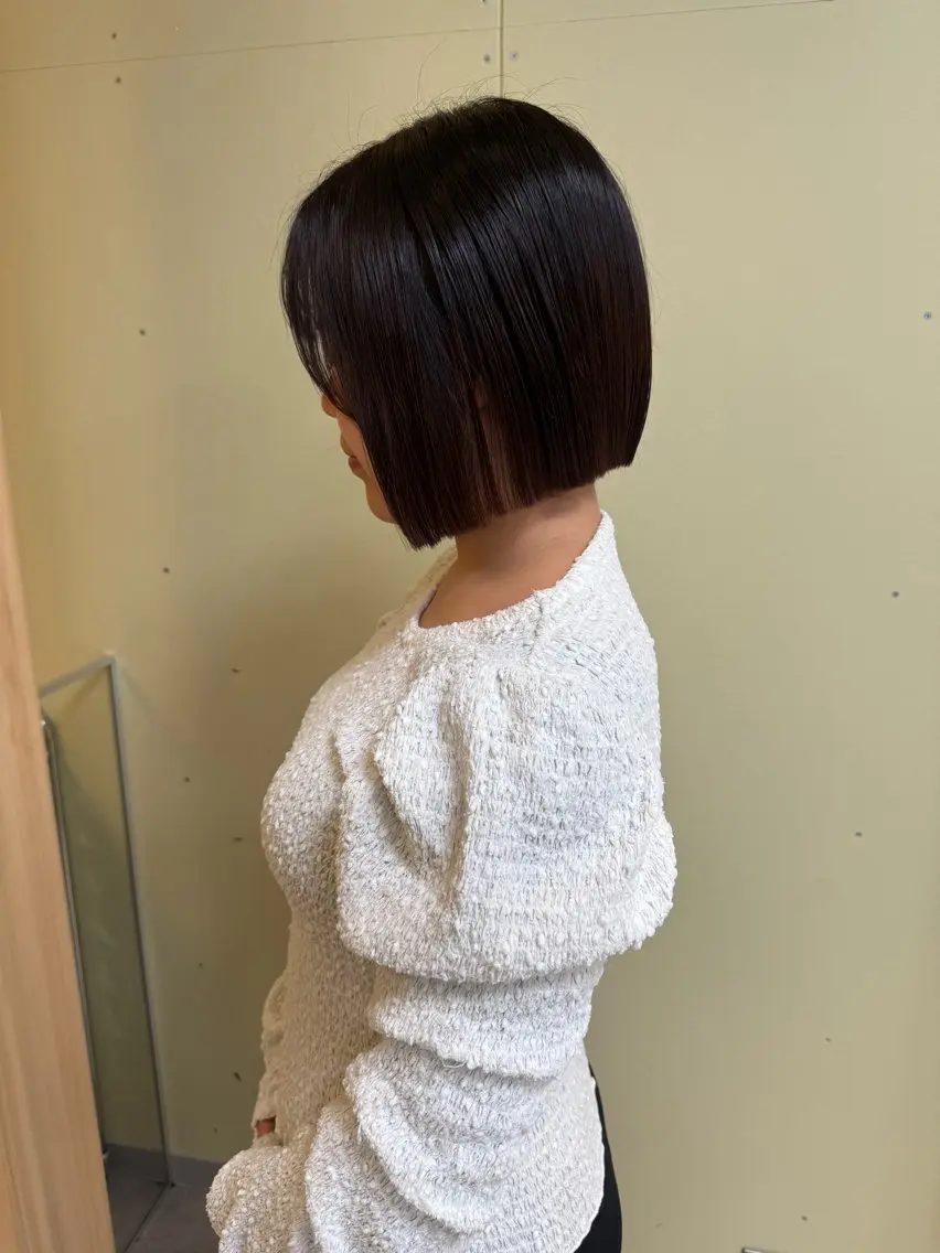 ショート カラー カット ヘアカラー トリートメント 伶風/ ボブのヘアスタイル