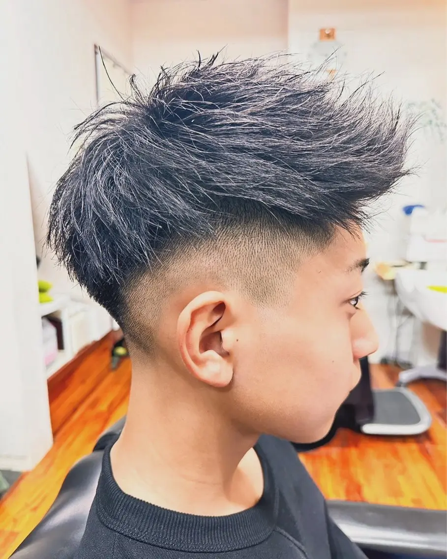 ショート メンズ カット ヘアカラー hair salon kurisuのヘアスタイル