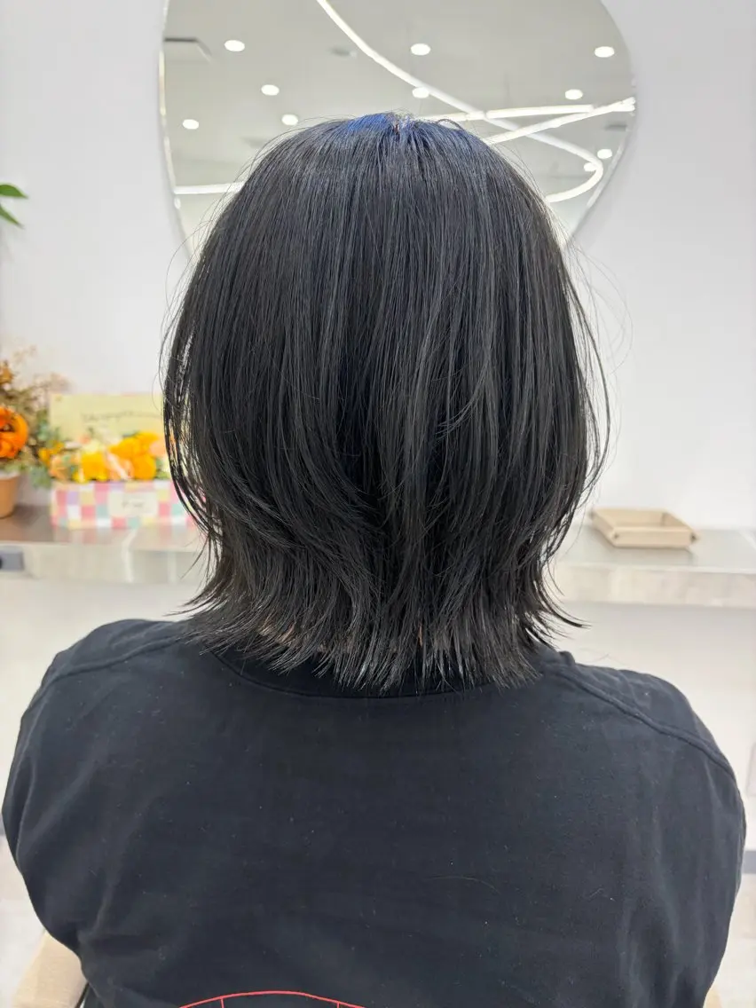 ミディアム くびれヘア 外ハネヘア カット ヘアカラー トリートメント N° Elune MIYUUのヘアスタイル