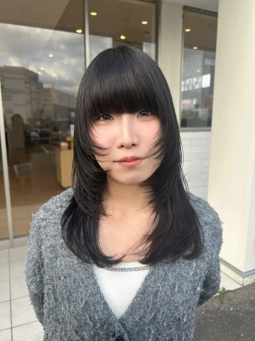 ロング SARA もものヘアスタイル