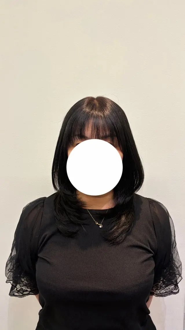 セミロング レイヤーカット 堀川 なつみのヘアスタイル