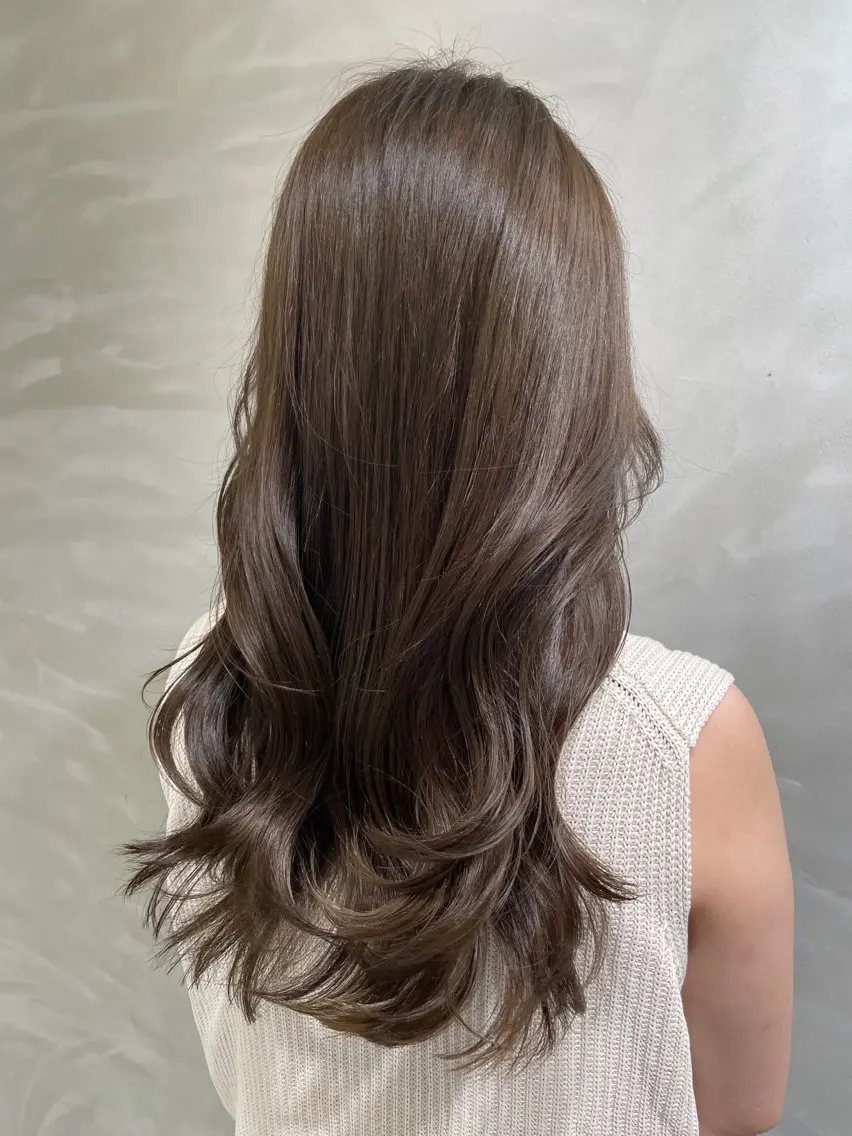 ロング カラー ブラウンカラー オリーブブラウン カット ヘアカラー 半個室女性salon 🩰Natsumiのヘアスタイル