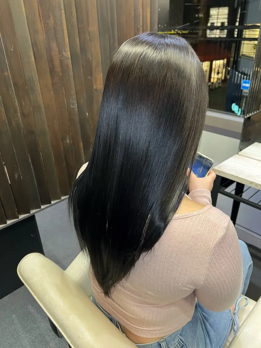 カラー ヘアカラー 松井 夏輝のヘアスタイル