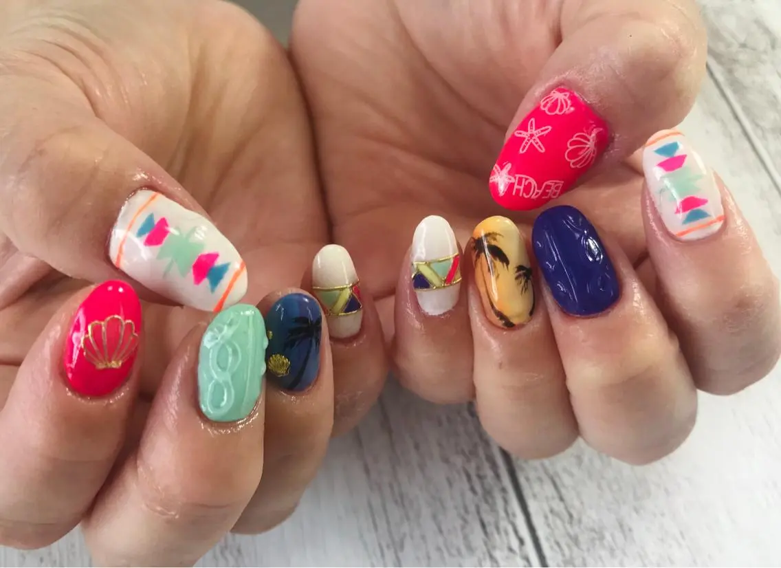 ネイル ハンドネイル NAIL Nutsのネイルデザイン