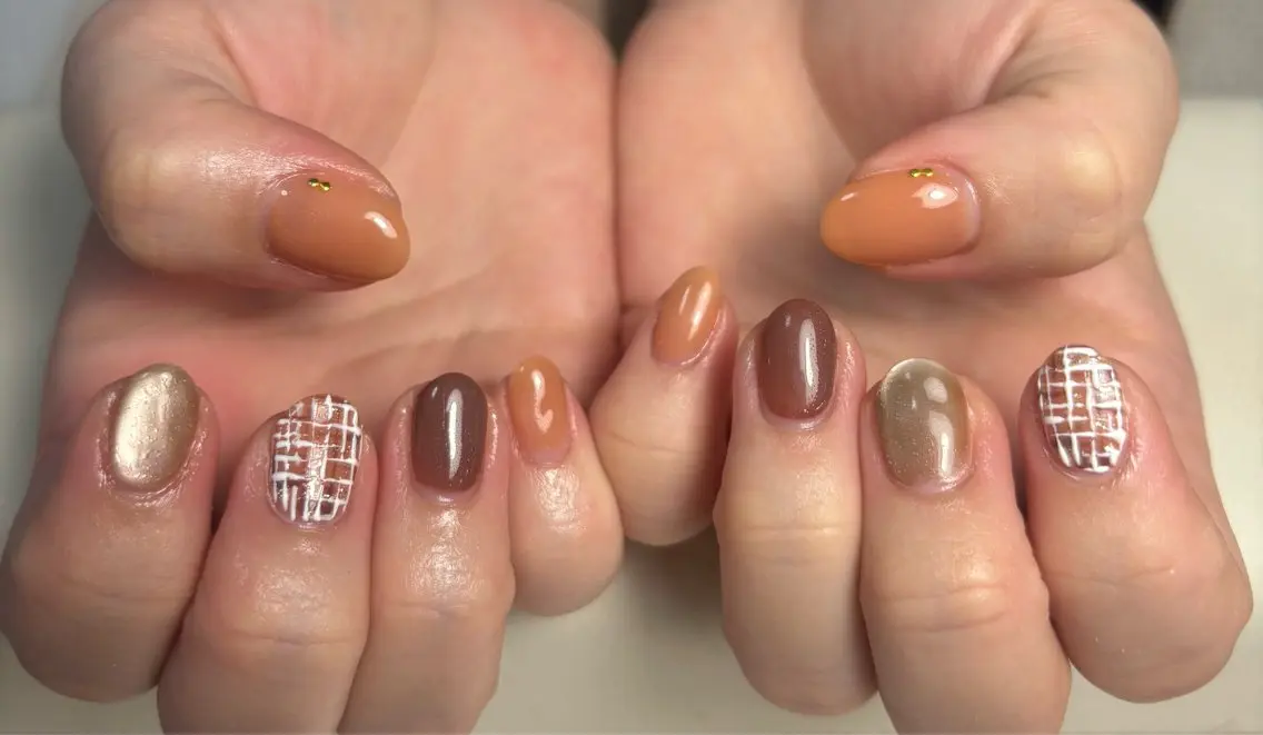 ネイル アニマル柄 オーロラネイル フットネイル フレンチネイル ジェルネイル ハンドネイル kiki nail たまプラーザのネイルデザイン
